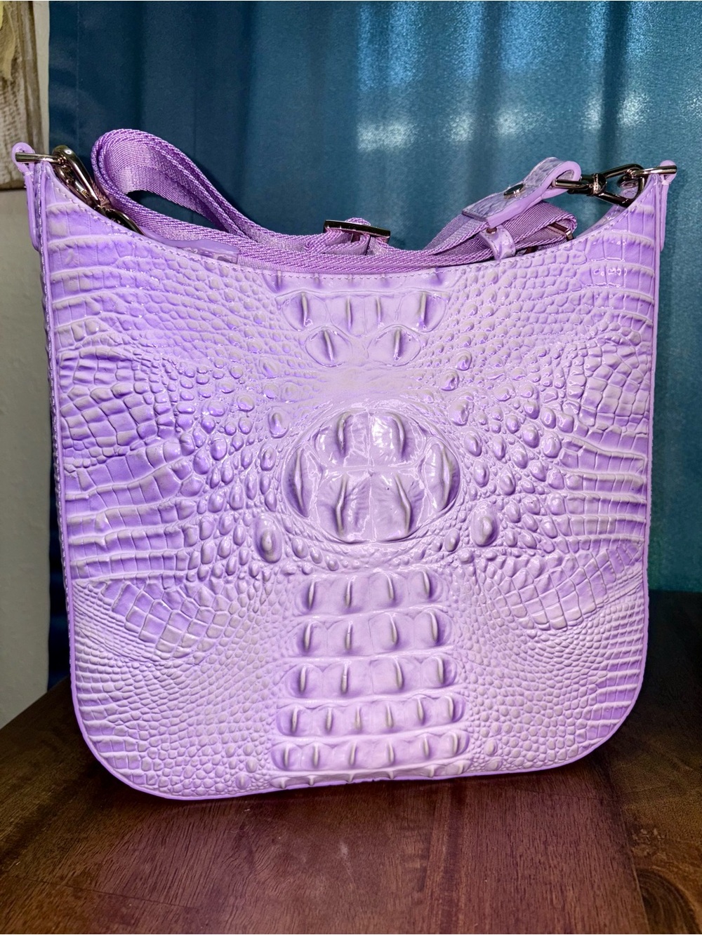Brahmin EUC Leia - Gentle Lavender - Pastel- Back Eye - Pearl Shimmer - Like New - Picture 3 of 16